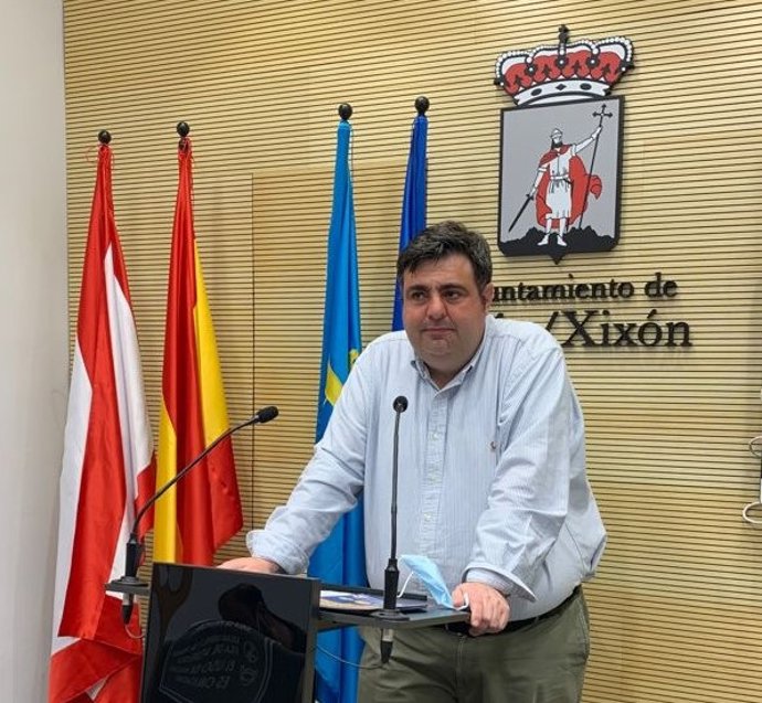 Pelayo Barcia, concejal de Foro en Gijón