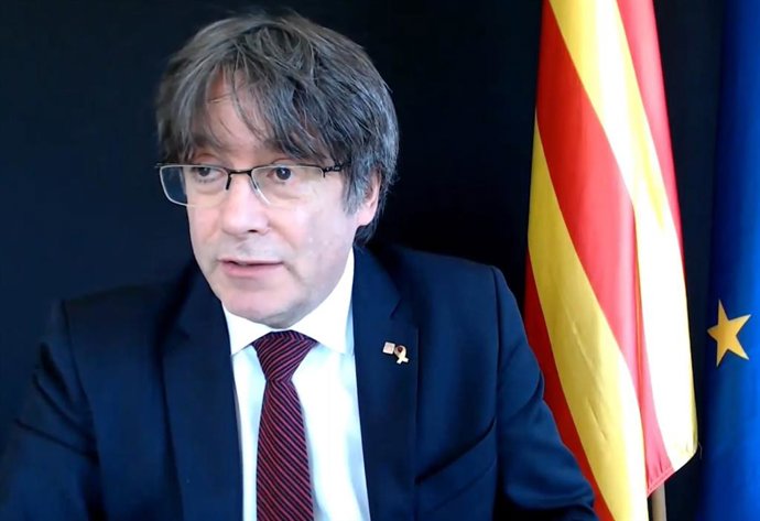 El expresidente del Govern Carles Puigdemont presenta el audiolibro 'Els dius clau' (Penguin Random House).