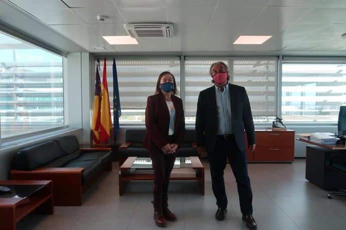 La candidata a rectora de la UIB, Carmen Orte, se reúne con el conseller de Educación y Formación Profesional, Martí March.