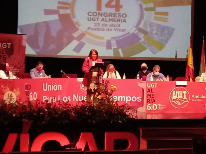 La secretaria general de UGT Almería, Carmen Vidal, reelegida para el cargo