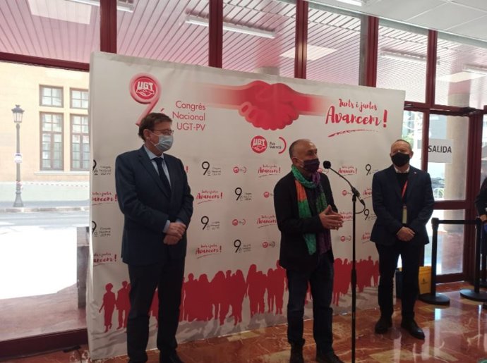Ximo Puig, Pepe Álvarez e Ismael Sáez en el IX Congreso de UGT-PV.