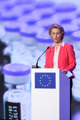 23 April 2021, Belgium, Puurs: European Commission President Ursula Von der Leyen and Belgian Prime Minister Alexander De Croo (not pictured) hold a press conference during their visit to the Covid-19 vaccine production site of Pfizer-BioNTech. Photo: B