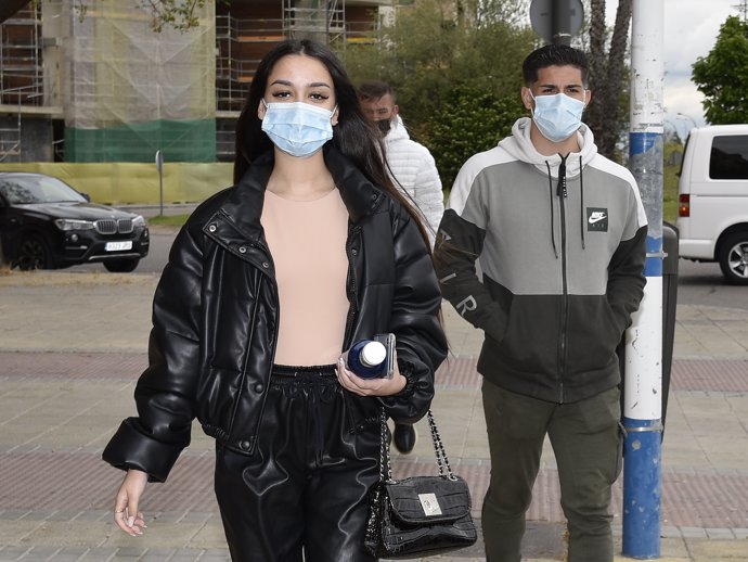 JULIA JANEIRO Y BRAYAN MEJÍA