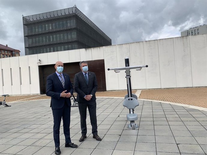 El alcalde de León, José Antonio Diez, y el concejal Luis Miguel García Copete.