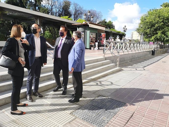 Visita a la obra del Paseo Cristina