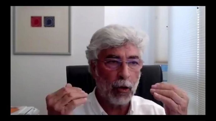 El presidente de la Academia Canaria de la Lengua, Humberto Hernández