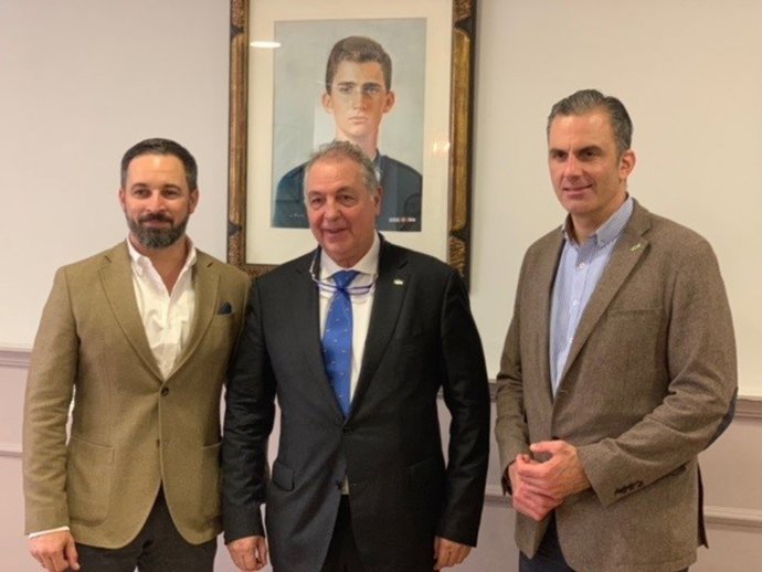 Imagen de archivo de Jesús Delgado, cuando aún pertenecía a Vox, con Santiago Abascal y Javier Ortega-Smith