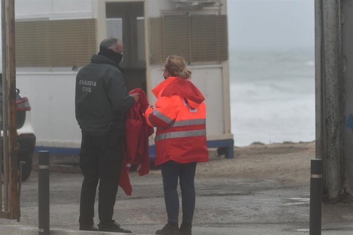Espigón marítimo fronterizo del Tarajal en una imagen de archivo.