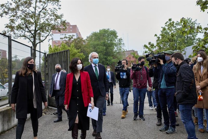 Isabel Díaz Ayuso y Enrique Ruiz Escudero