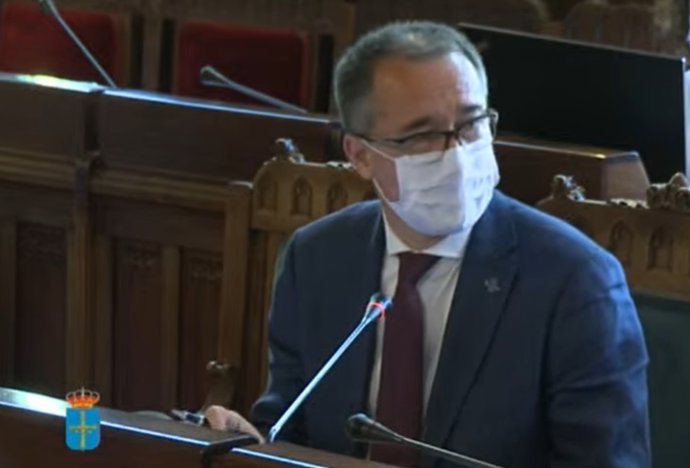 El consejero de Salud, Pablo Fernández Muñiz