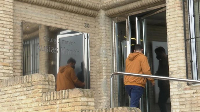 Colegio Mayor Ausis March de Valencia, aislado durante 10 días por un brote de Covid