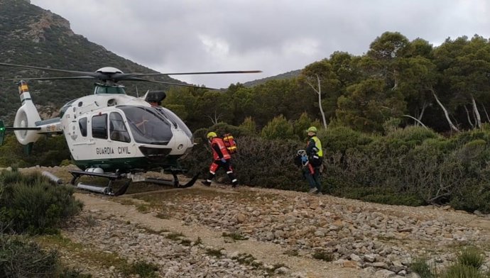 Evacuación de un trabajador de sa Dragonera