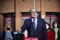 Gabilondo promete crear una cátedra del pueblo gitano y un plan de prevención de enfermedades de trasmisión sexual