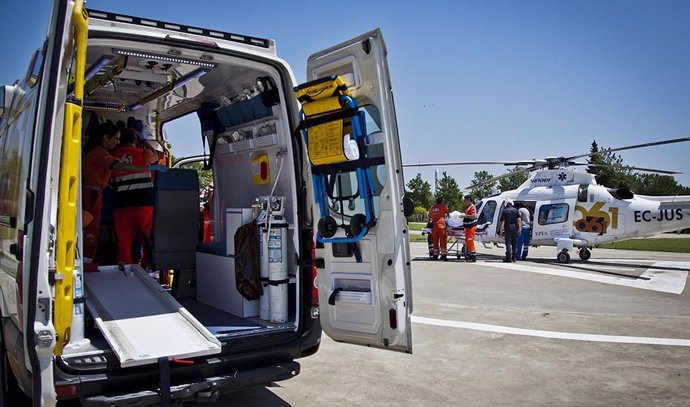 Camión y helicóptero de EPES