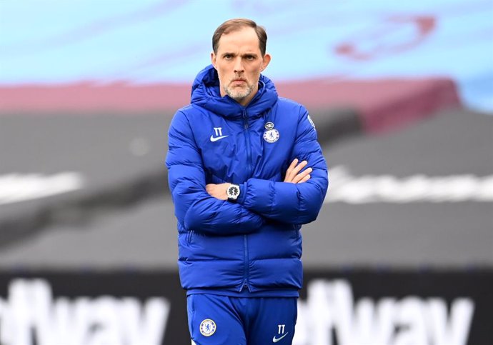 24 April 2021, United Kingdom, London: Chelsea manager Thomas Tuchel reacts on the touchline during the English Premier League soccer match between West Ham United and Chelsea at London Stadium. Photo: Andy Rain/PA Wire/dpa