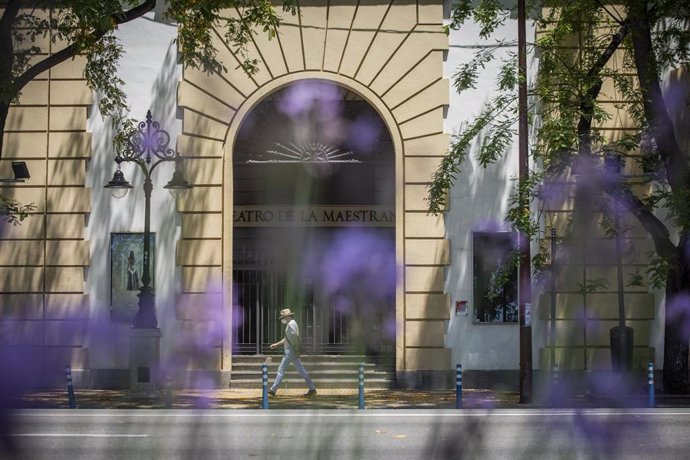 Archivo - Fachada principal del Teatro de la Maestranza. 