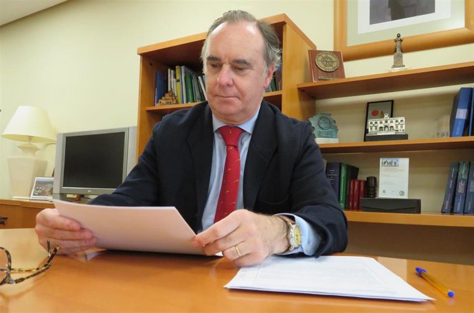 El delegado de Empleo en Huelva, Antonio Augustín.