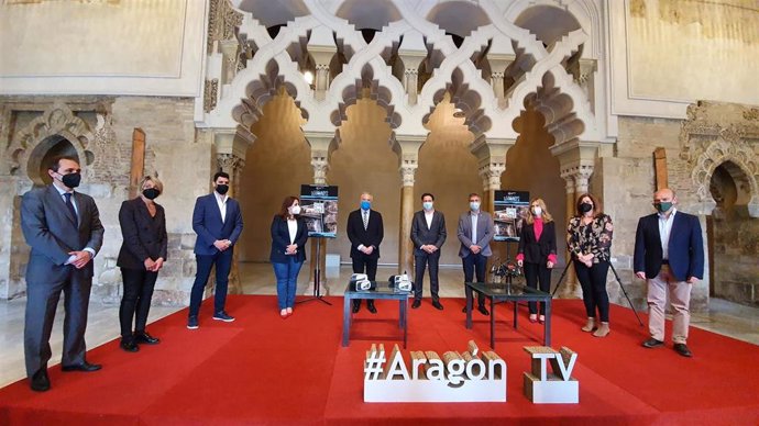 Presentación del programa de Aragón TV El legado invisible, en el Patio de Santa Isabel del Palacio de la Aljafería, sede de las Cortes autonómicas.