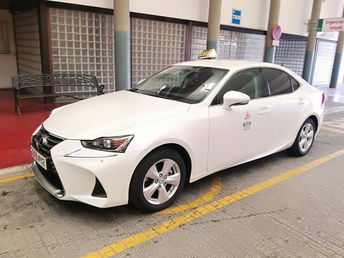 Archivo - Taxi en Andalucía.