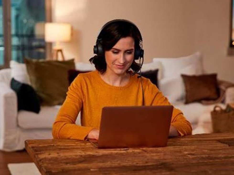 Archivo - Solo un 12% de los empleados afirma que le gustaría teletrabajar siempre