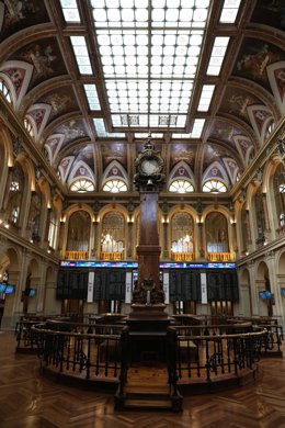 Archivo - Interior del Palacio de la Bolsa