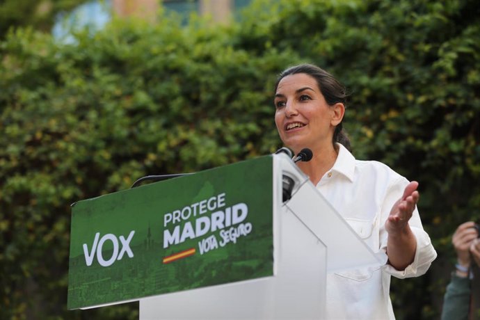 La candidata de Vox a la Presidencia de la Comunidad de Madrid, Rocío Monasterio interviene en un acto público de Vox en Parla.