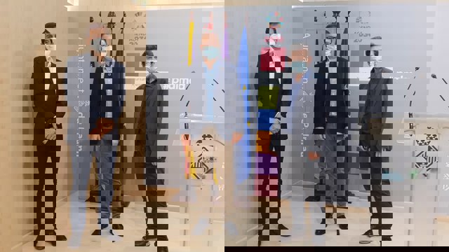 El alcalde José Hila y los regidores Jarabo y García presentan el registro electrónico 