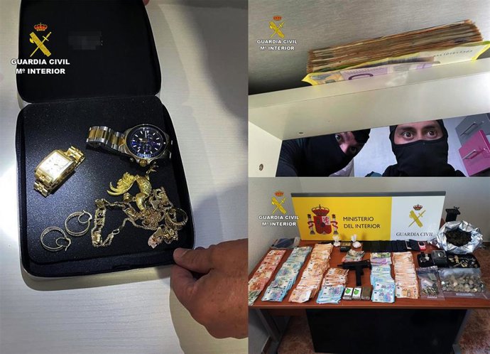 Imagen de los efectos intervenidos por la Guardia Civil en la operación