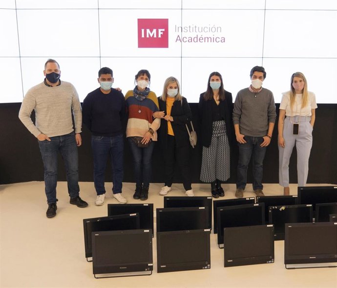 Archivo - Representantes de IMF Institución Académica, miembros de Cáritas y Profesores Cooperantes