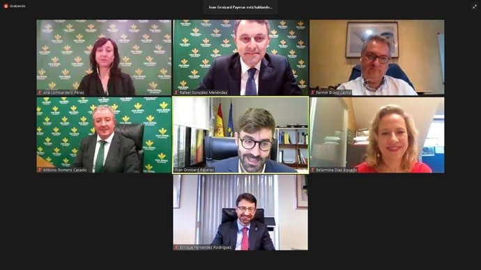 Presentación del seminario web  Ayudas y financiación para proyectos de rehabilitación energética, organizado por Caja Rural de Asturias.