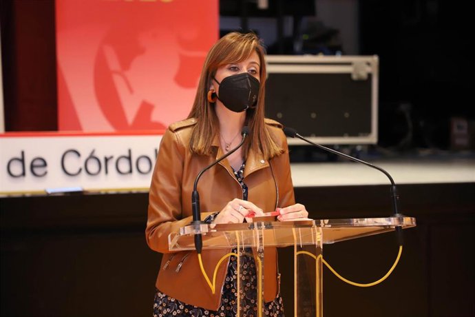 La delegada de Hacienda y Gobierno Interior de la institución provincial, Felisa Cañete, en rueda de prensa.