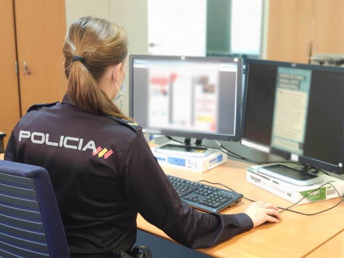 La Policía Nacional detiene a un hombre tras estafar más de 79.000 euros a numerosas víctimas en todo el territorio nacional