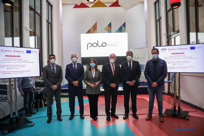 Presentación de la firma de un protocolo de intenciones en el marco del ámbito tecnológico y de la innovación para el emprendimiento y el desarrollo empresarial