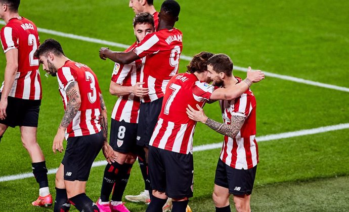 Inigo Martinez of Athletic Club celebrates his goal with his teammates during the Spanish league, La Liga Santander, football match played between Athletic Club and Atletico de Madrid at San Mames stadium on April 25, 2021 in Bilbao, Spain.