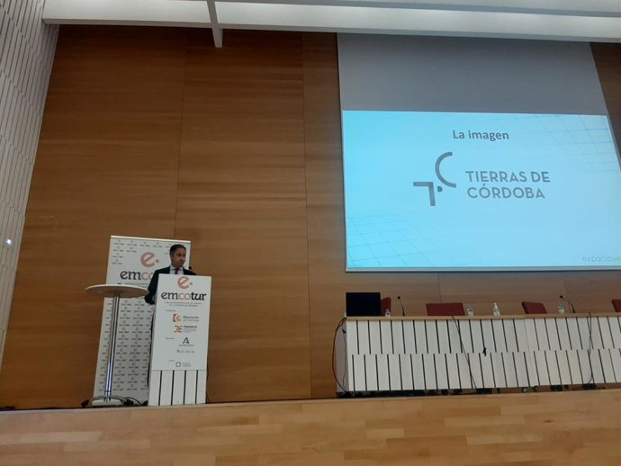 El delegado territorial de Turismo de la Junta en Córdoba, Ángel Pimentel, participa en la presentación de la marca 'Tierras de Córdoba'.