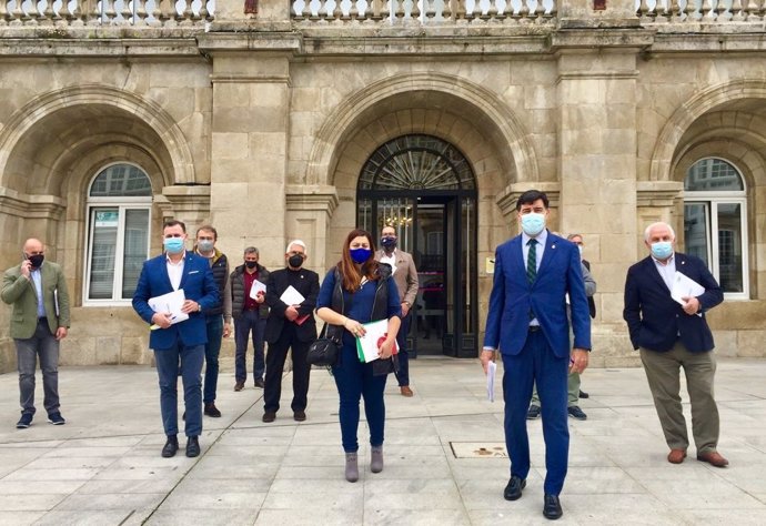 Los diputados pronvinciales del PP de Lugo abandonan el pleno de la Diputación tras rechazar PSOE y BNG reprobar las palabras de Tomé sobre Candia