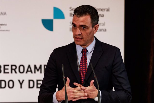 El presidente del Gobierno de España, Pedro Sánchez, comparece ante los medios de comunicación tras la celebración del pleno del XXVII Cumbre Iberoamericana de Jefes de Estado y de Gobierno, a 21 de abril de 2021, en Andorra la Vella (Andorra). 