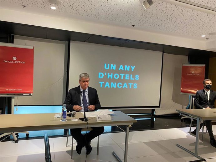El presidente del Gremi d'Hotels de Barcelona, Jordi Mestre, en una rueda de prensa