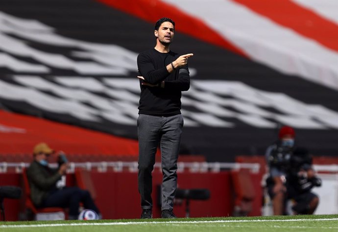 18 April 2021, United Kingdom, London: Arsenal's manager Mikel Arteta reacts on the touchline during the English Premier League soccer match between Arsenal and Fulham at the Emirates Stadium. Photo: Julian Finney/PA Wire/dpa