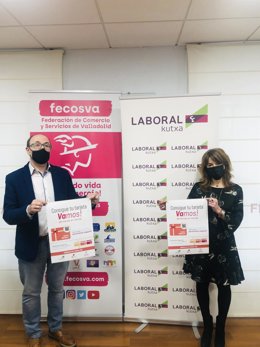 Jesús Herreras y Eva Morón, en la presentación de la Tarjeta '¡Vamos! De tienda en tienda'.