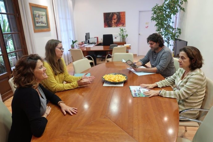 Govern y Fundación Mallorca Integra lanzan el 'Programa Fly' de apoyo a la inserción laboral de jóvenes extutelados