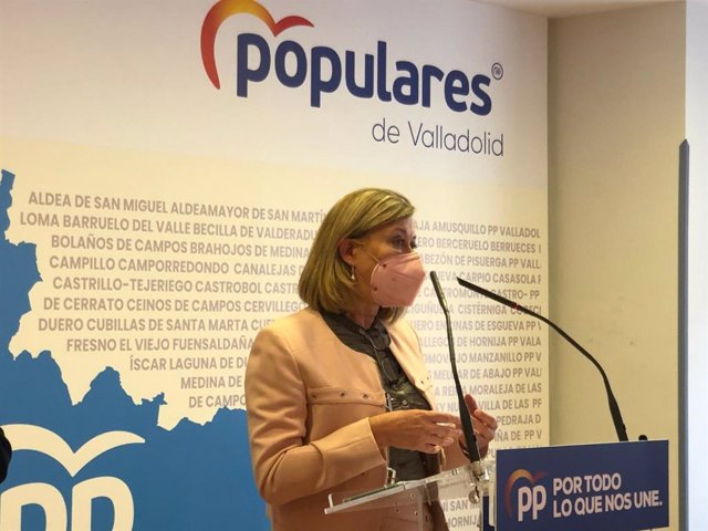 Pilar del Olmo presenta las mociones que el PP llevará al próximo Pleno del Ayuntamiento de Valladolid.