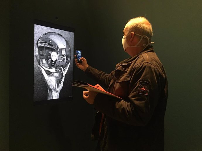 M. C. Escher llega por primera vez a Catalunya con una exposición del Museu Marítim