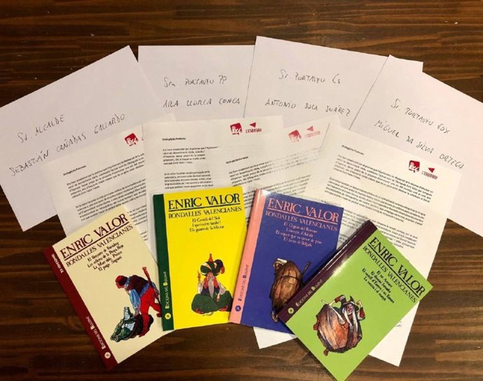 Cartas y Rondalles de Enric Valor que Esquerra Unida ha remitido al Ayuntamiento de Mutxamel