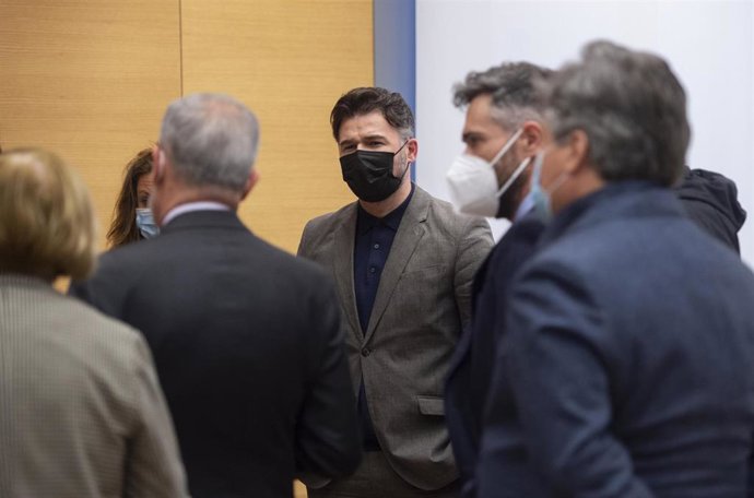 El portavoz parlamentario de ERC, Gabriel Rufián a su llegada a una Comisión del Congreso