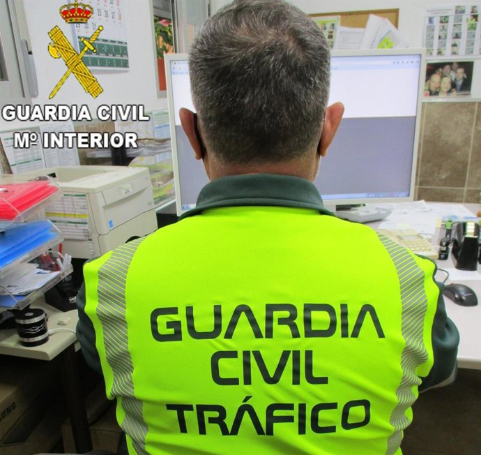 Agente de Tráfico en trabajo de investigación