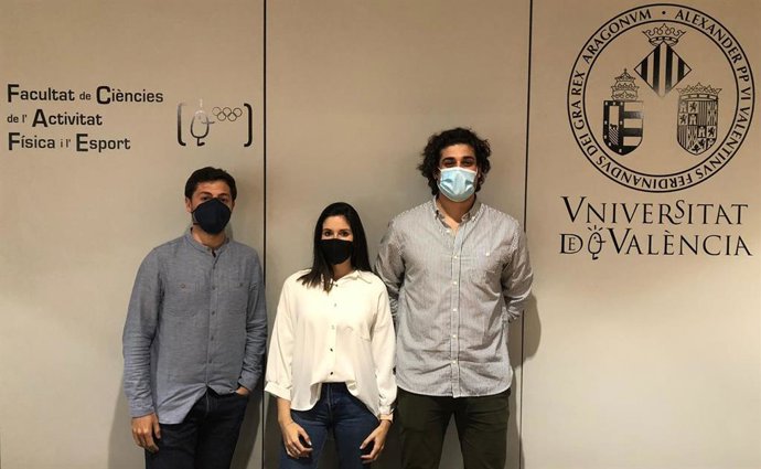Paloma Escamilla, Mario Alguacil y Samuel López, personal investigador de la Universitat de Valncia