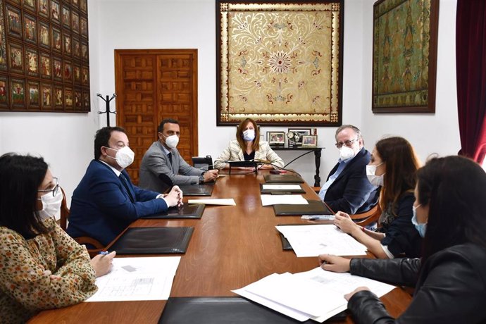 Reunión de Andújar con Millán en el Consistorio de Osuna