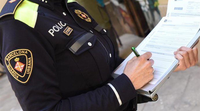 Imagen de un agente de la Guardia Urbana