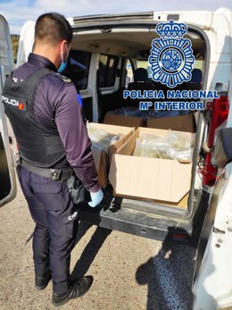 La Policía Nacional intercepta un porte de 33 kilos de marihuana en Almería